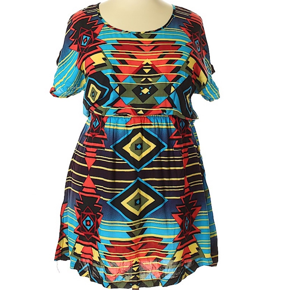 3/$30 Aztec print colorful print dress size 1x